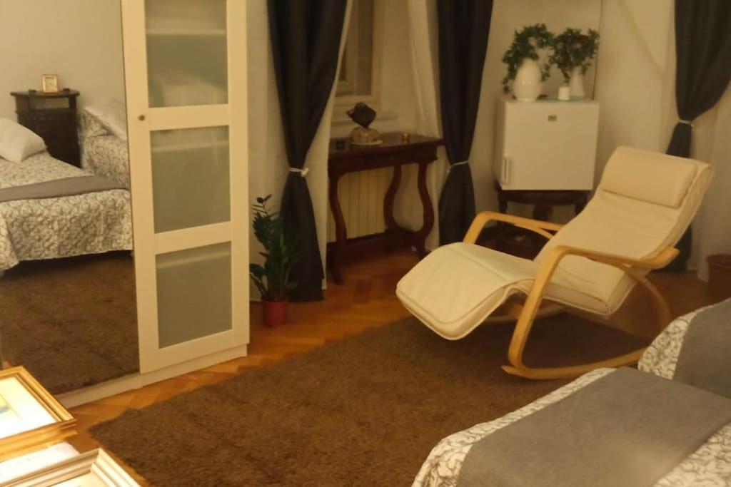 La Casa Di Lu Apartment Trieste Bagian luar foto